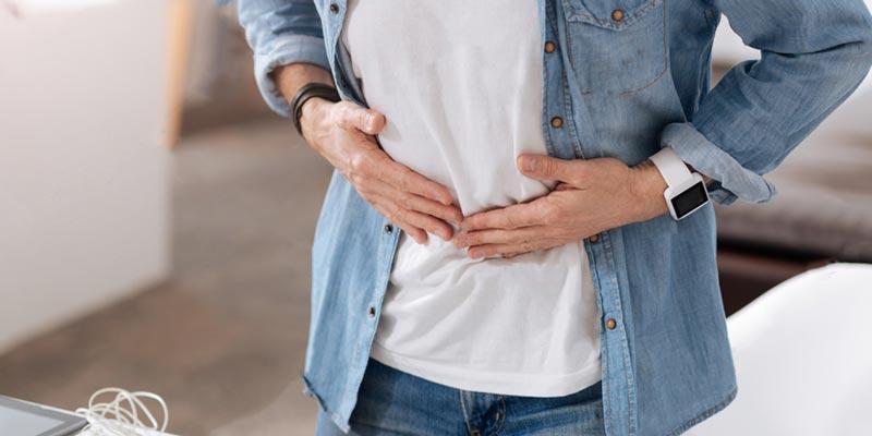 Những hiểm họa tiềm ẩn khi ăn quá no