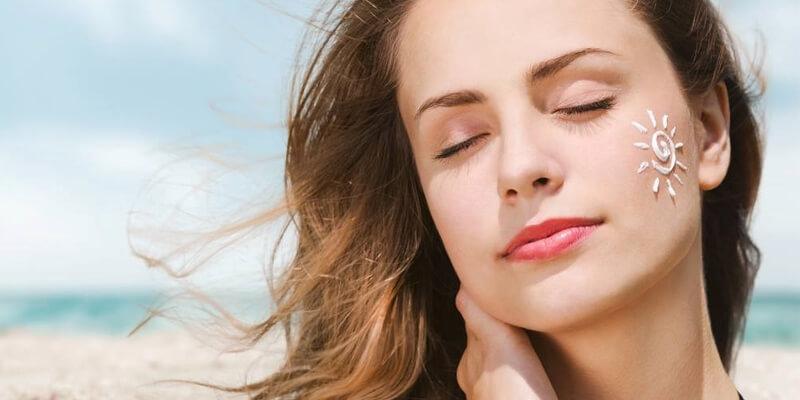 Tại sao cần sử dụng kem chống nắng ngay cả khi mùa đông đến?