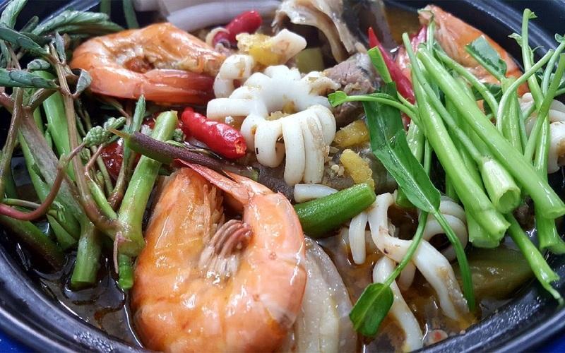 Khám phá cách nấu lẩu mắm miền Tây đặc sắc, đậm đà hương vị, thơm ngon mê mẩn.