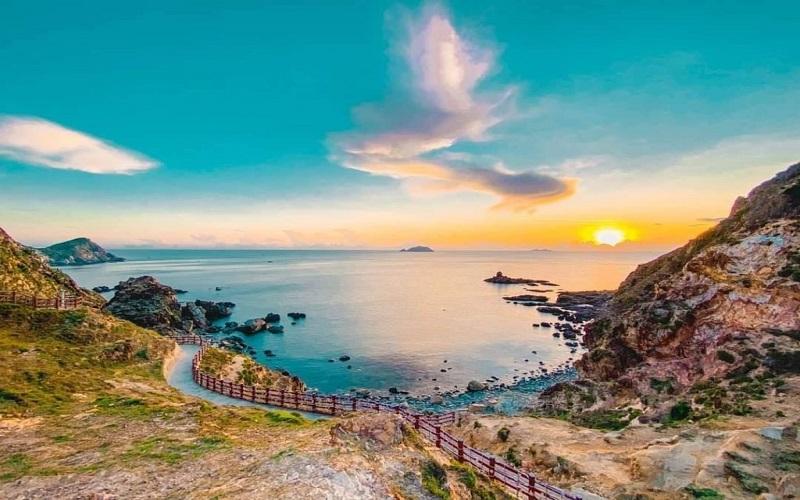 Top 10 điểm đến du lịch tại Quy Nhơn sở hữu cảnh quan tuyệt đẹp, lý tưởng để lưu giữ những khoảnh khắc check-in đầy ấn tượng