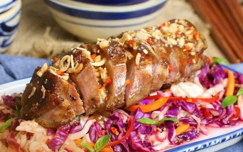 Cách chế biến gỏi vịt sốt me chua ngọt, mới lạ, vừa thơm ngon vừa giúp bữa ăn của cả gia đình thêm phần dễ chịu, giải ngấy.