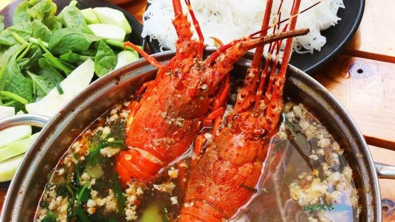 Khám phá cách chế biến lẩu tôm hùm ngon tuyệt vời, đậm đà hương vị như tại các nhà hàng 5 sao.