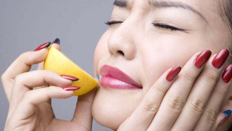 Làm thế nào để trị môi thâm? Khám phá 16 phương pháp điều trị môi thâm hiệu quả tại nhà