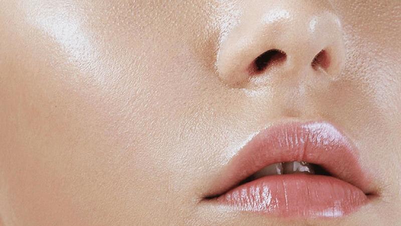 Khám phá cách trang điểm độc đáo với phấn rôm đang trở thành xu hướng hot hiện nay