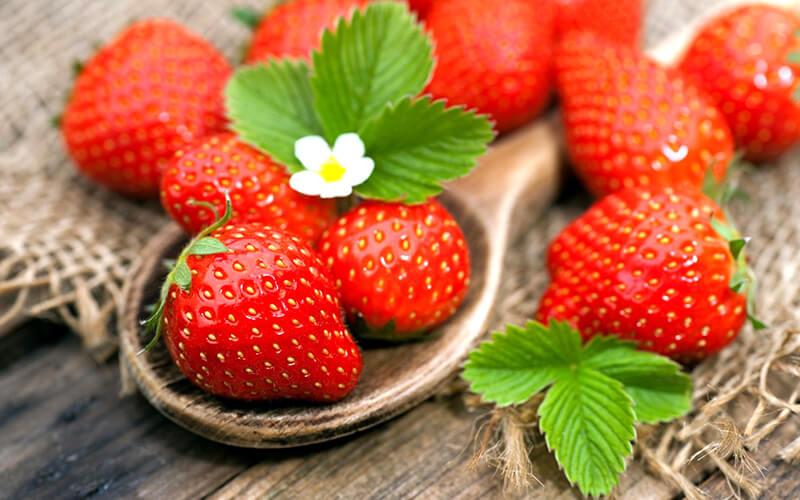 Dâu tây chứa bao nhiêu calo? Khám phá giá trị dinh dưỡng và những công dụng tuyệt vời của dâu tây.