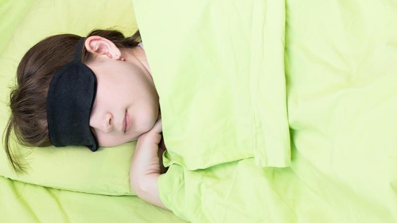 Việc đeo bịt mắt khi ngủ có thực sự mang lại hiệu quả? Khi nào bạn nên sử dụng miếng bịt mắt để có giấc ngủ tốt hơn?