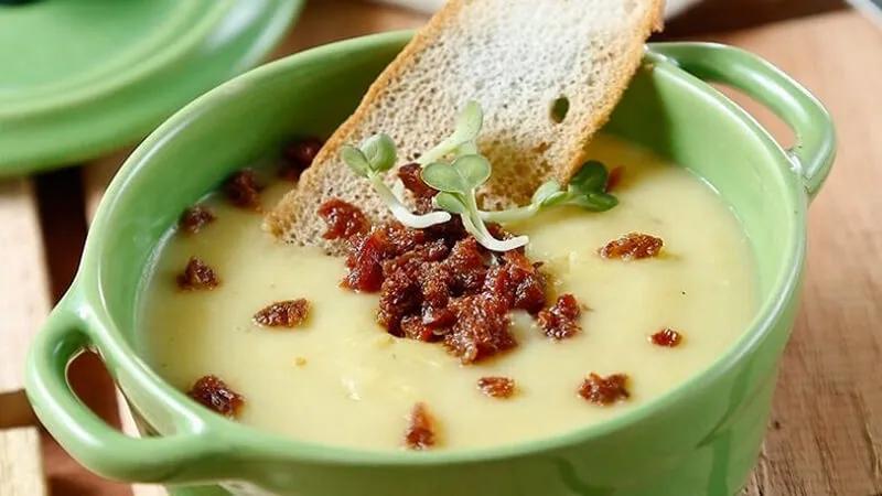 Người vừa cắt amidan nên ăn loại cháo nào để hỗ trợ phục hồi nhanh chóng?