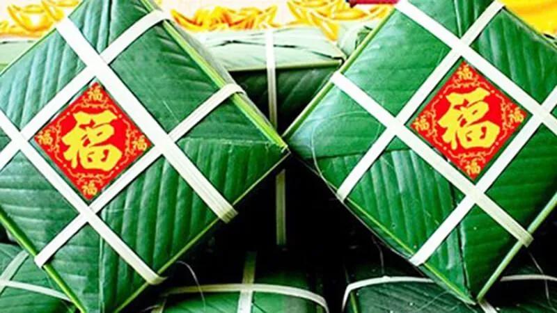 Bánh chưng chứa bao nhiêu calo? Liệu ăn bánh chưng có thể làm bạn tăng cân hay không?