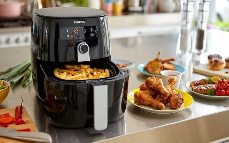 Cách làm mực chiên giòn từ nồi chiên không dầu khiến miếng mực luôn giòn tan, hương vị đậm đà mà không bị ngấy, là lựa chọn lý tưởng cho những ai yêu thích món mực chiên nhưng lại lo ngại về dầu mỡ.