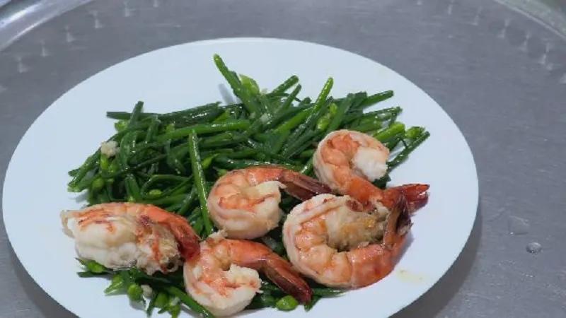 Khám phá cách chế biến món bông hẹ xào tôm ngon miệng, bổ dưỡng, đặc biệt tốt cho mẹ bầu.