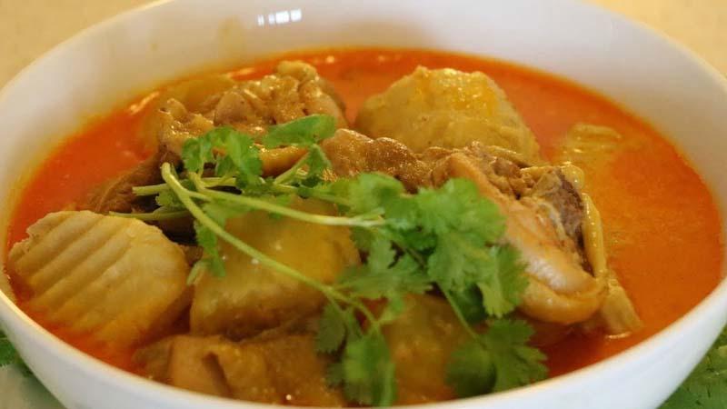 Cách nấu cà ri gà béo thơm, đậm đà hương vị, ăn mãi chẳng chán