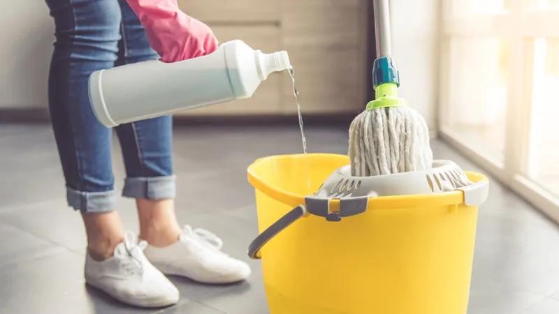 Hướng dẫn lựa chọn nước lau sàn chống muỗi hiệu quả