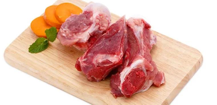 Bí quyết lựa chọn xương lợn tươi ngon cho bữa ăn thêm hấp dẫn