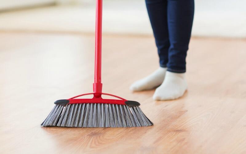 Những sai lầm thường gặp khi sử dụng nước lau sàn diệt khuẩn