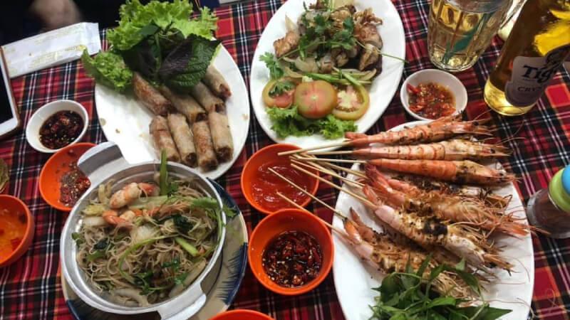 Khám phá 10 quán nhậu tuyệt vời tại quận 5 với không gian rộng rãi, món ăn ngon, lý tưởng để thưởng thức cùng bạn bè xuyên đêm.