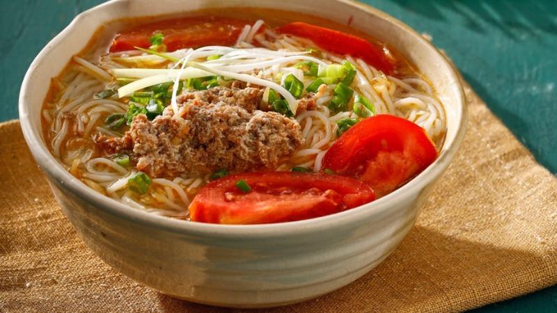 Một tô bún riêu có bao nhiêu calo? Ăn bún riêu liệu có gây tăng cân?