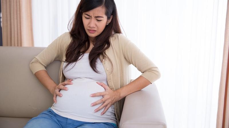 Bà bầu và thai nhi trong tuần thai thứ 22 cần chú ý những điều gì để đảm bảo sự phát triển khỏe mạnh cho cả mẹ và bé?