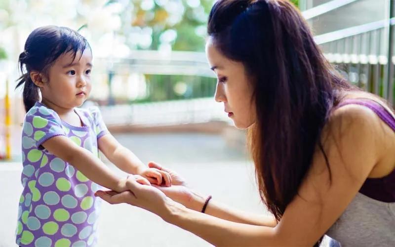 10 phương pháp giúp trẻ nhanh chóng bình tĩnh khi cảm thấy tức giận