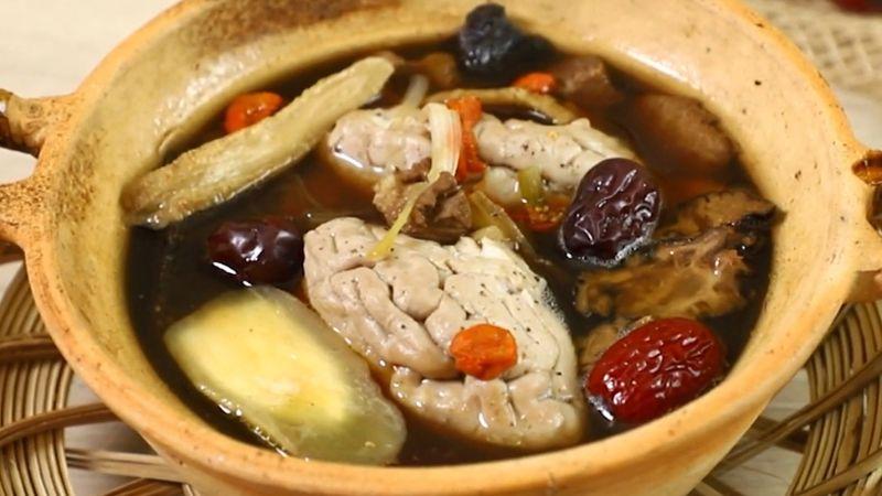 Khám phá cách chế biến món óc heo hầm thuốc bắc bổ dưỡng, thơm ngon, giúp gia đình bạn thêm sức khỏe và năng lượng.