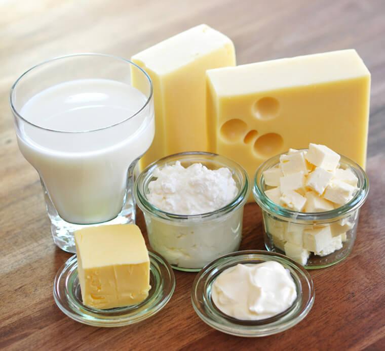 Hướng dẫn cho bé ăn phô mai đúng cách