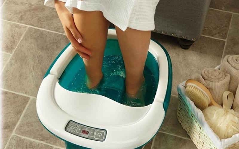 Bồn ngâm chân là một phương pháp thư giãn và chăm sóc sức khỏe, mang đến những lợi ích to lớn cho cơ thể. Vậy bồn ngâm chân thực sự có tác dụng gì và ai nên sử dụng chúng?