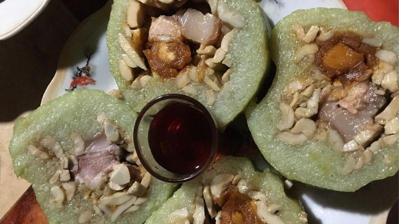 Khám phá công thức làm bánh tét hạt điều béo ngậy, thơm ngon, là món quà Tết ý nghĩa để làm phong phú không khí gia đình trong dịp Tết này.