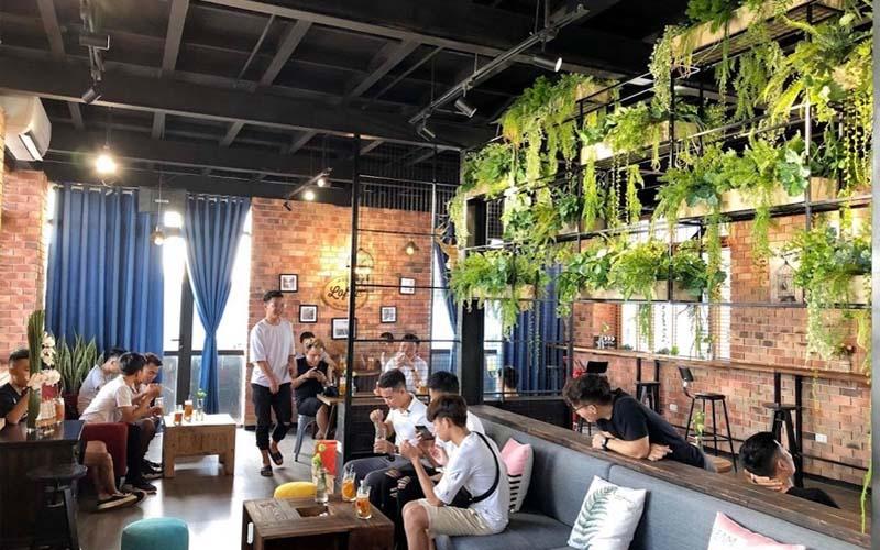 Khám phá 15 quán rooftop cafe tại Hà Nội, nơi bạn có thể chiêm ngưỡng vẻ đẹp độc đáo và đầy ấn tượng của Thủ đô.