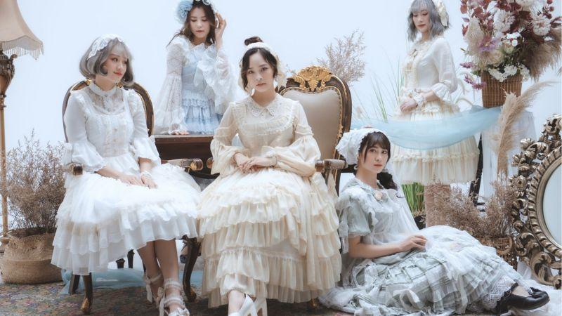 Váy Lolita là gì? Khám phá những mẫu váy Lolita tuyệt đẹp đang thịnh hành hiện nay.