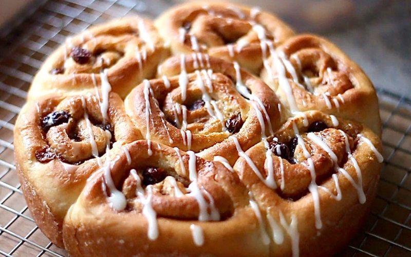 Hướng dẫn làm bánh mì cuộn quế thơm ngon như ngoài tiệm