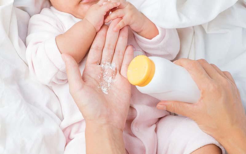 Chọn phấn rôm nào tốt cho bé? Khám phá những loại phấn rôm chất lượng hàng đầu dành cho trẻ em