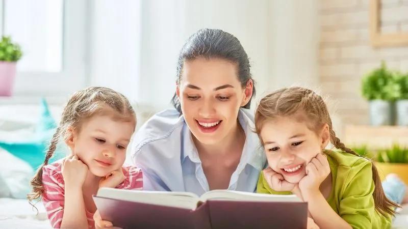 Những bài thơ tuyệt vời dành cho bé 2 tuổi không chỉ giúp trẻ nâng cao khả năng giao tiếp mà còn kích thích sự phát triển tư duy nhanh chóng, đặc biệt là trong việc học nói.