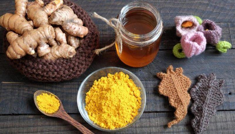 Thời điểm uống tinh bột nghệ như thế nào là tốt nhất cho sức khỏe? Trước hay sau bữa ăn?