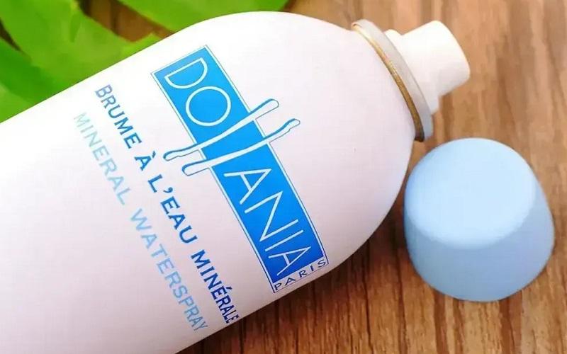 Đánh giá chi tiết xịt khoáng Dollania: Giá cả và địa chỉ mua sắm chính xác