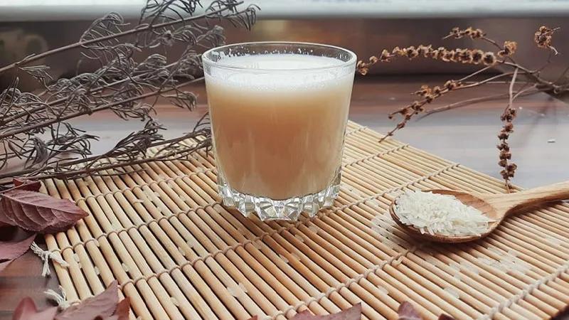 Khám phá 2 phương pháp chế biến sữa gạo rang Hàn Quốc tại nhà giúp giảm cân hiệu quả và cải thiện vóc dáng.