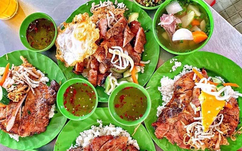 Khám phá ngay 27 quán ăn nổi tiếng tại quận Phú Nhuận, nơi mỗi món ăn đều khiến bạn mê mẩn và quên lối về. Một hành trình ẩm thực không thể bỏ qua!