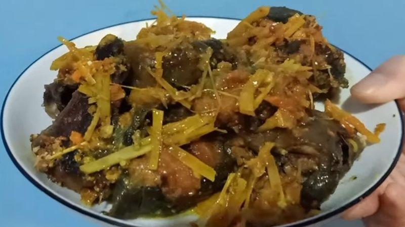 Khám phá hương vị mới mẻ với món cá trê kho riềng đậm đà, không hề tanh, dễ làm nhưng lại vô cùng hấp dẫn.