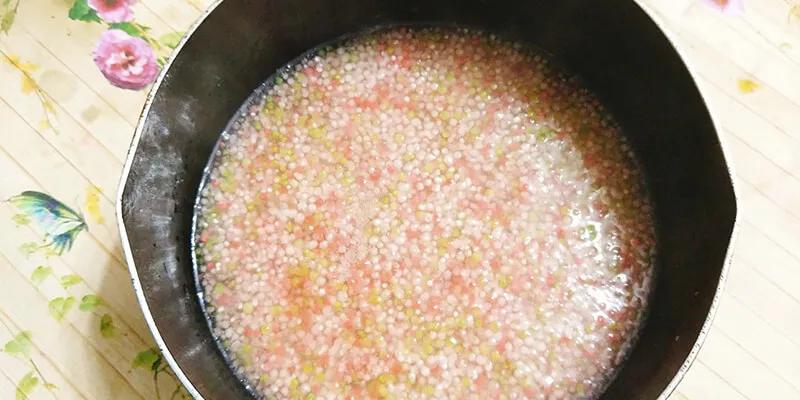 Khám phá cách làm bánh chuối hấp nước cốt dừa thơm ngon, béo ngậy ngay tại nhà, đảm bảo làm say lòng tất cả mọi người.