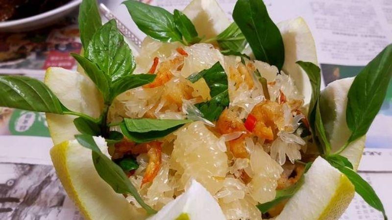 Khám phá ngay cách làm gỏi bưởi tôm khô với hương vị chua ngọt tuyệt vời, món ăn không chỉ ngon mà còn dễ chế biến, đem đến trải nghiệm mới lạ cho thực khách.