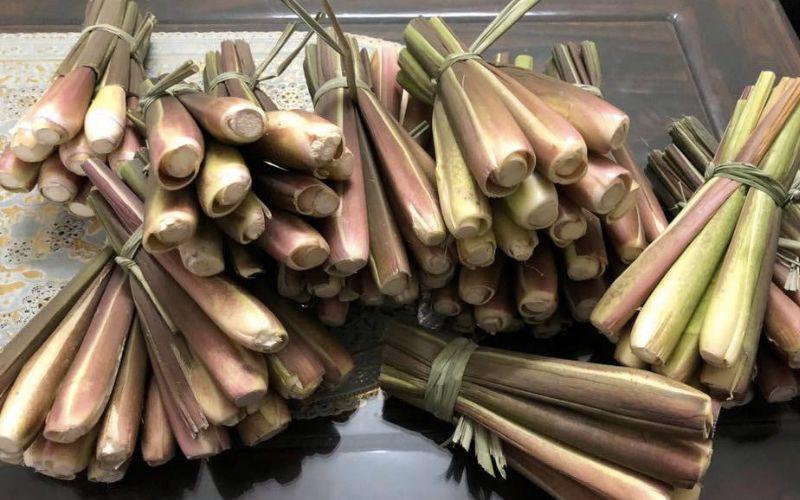 Khám phá loại củ mọc tự nhiên ven bờ ao, giờ đây trở thành món đặc sản được săn lùng khắp nơi, luôn trong tình trạng 'cháy hàng'.