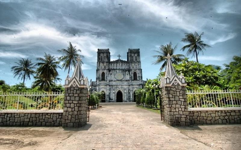 5 điểm du lịch Tết ở Phú Yên, một lần ghé thăm là sẽ nhớ mãi.