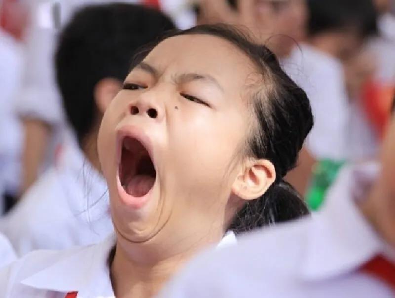 Khám phá nguyên nhân khiến da bụng căng tròn và mắt trở nên chùng nhão.