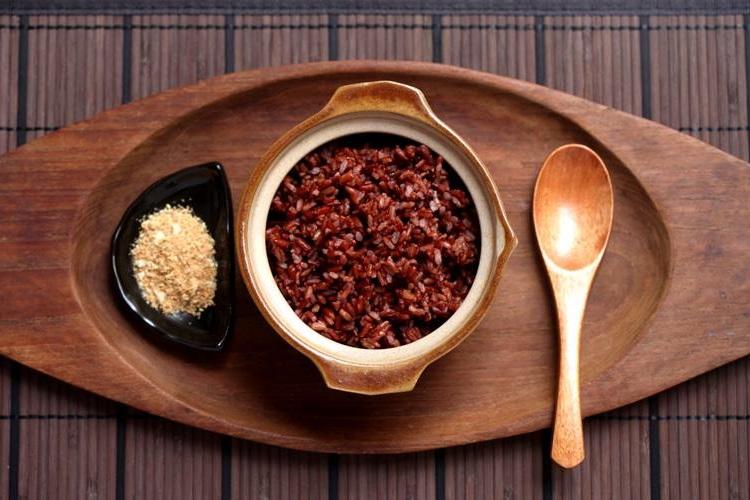 Gạo lứt muối mè – món quà dinh dưỡng quý giá cho sức khỏe cả nhà