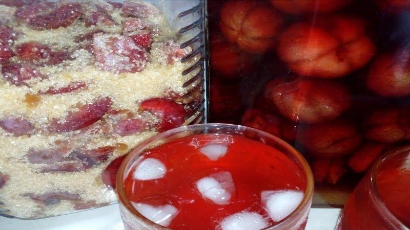 Hướng dẫn cách làm nước mận ngâm đường thơm ngon, giữ được lâu