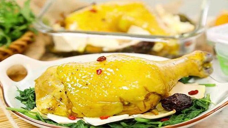Hãy thử ngay món đùi gà tần ngải cứu thơm ngon, bổ dưỡng, mang đến cho gia đình bạn một bữa ăn ấm lòng và đầy dinh dưỡng.