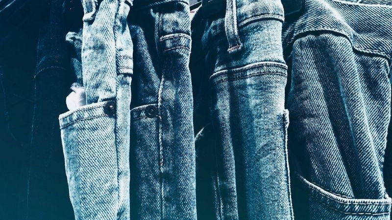 5 cách đơn giản giúp thu nhỏ quần jean rộng mà không cần dùng máy may