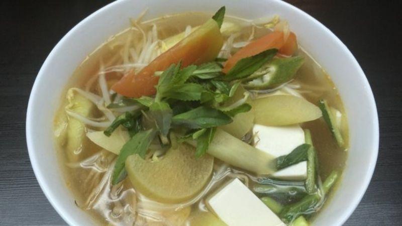 Cách chế biến món canh chua chay vừa ngon vừa đậm đà, mang lại sự tươi mới cho bữa ăn của bạn.