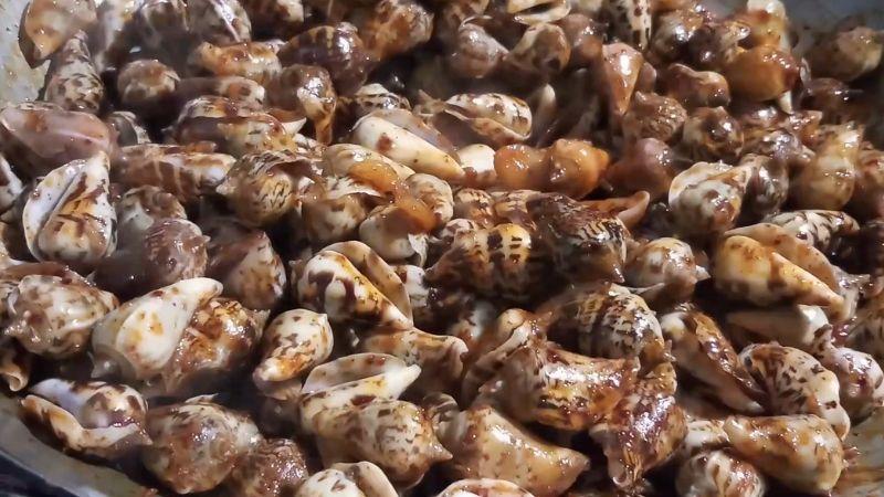 Khám phá cách chế biến ốc nhảy xào me chua ngọt, một món ăn hấp dẫn sẽ kích thích mọi giác quan của bạn.