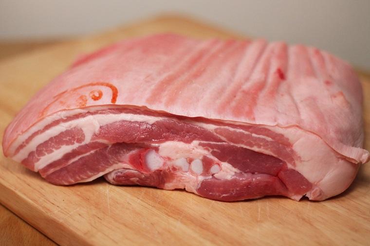 Bí quyết luộc thịt heo thơm ngon chuẩn vị tại nhà