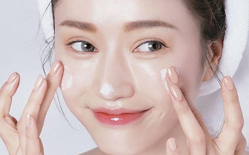 5 thời điểm lý tưởng trong ngày để thoa kem dưỡng da