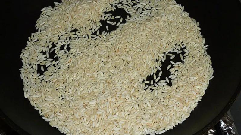 Hướng dẫn nấu cháo mực tươi kết hợp súp lơ xanh thơm ngon, bổ dưỡng cho bé yêu
